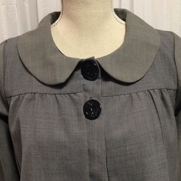 SOLD Vintage Urban Outfitters Gray Cape Modern - Picture 2 of 7